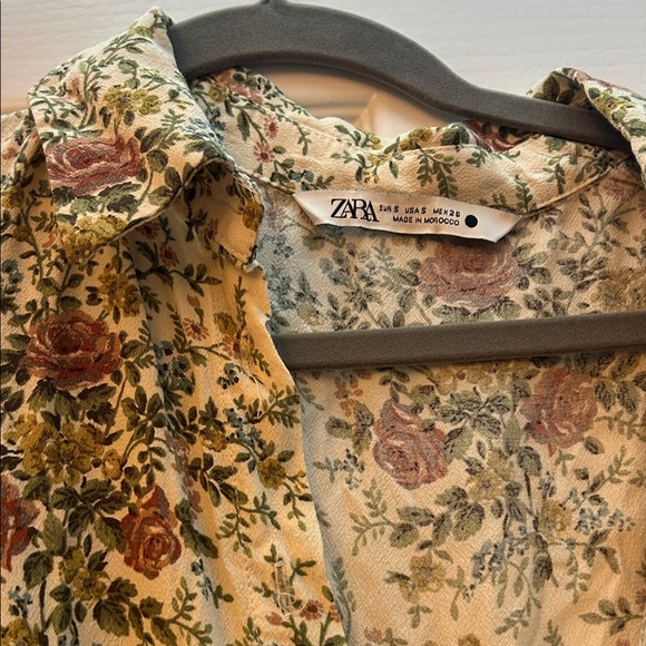 Zara Cream Floral Wrap Midi Dress with Green & Rust Bloom - Picture 3 of 3